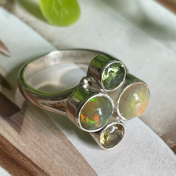 Fire Opal Ring with multi Natural gemstones US 9 splash of colors!! - Picture 8 of 8